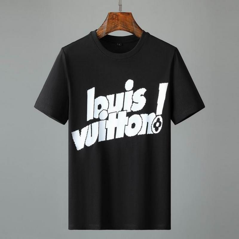 Louis Vuitton Men's T-shirts 762